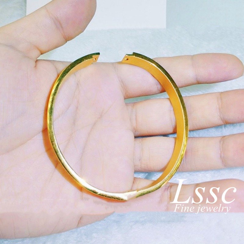 Gelang Titanium Wanita Anti Karat Huruf Love Forever Emas 18K Cantik Mewah Bangle Fashion Korea Aksesoris Perhiasan