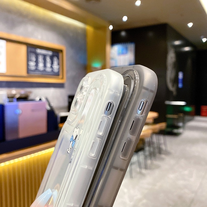 Untuk iPhone case Pelindung14 13 12 11 Pro MAX X XR XS Max7 8 Plus Kartun Snoopy Air sac Penebalan Anti-drop Transparan