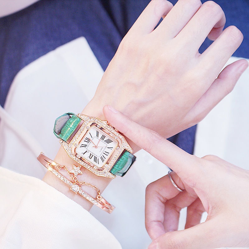 CIELO (COD)Jam Tangan Wanita Analog Quartz Accent Rhinestone PU Leather Strap Bracelet Watch Set Jam Tangan Wanita Mewah Stainless Steel Analog Dial Kotak Romawi Fashion Korean Style Import Fashion
