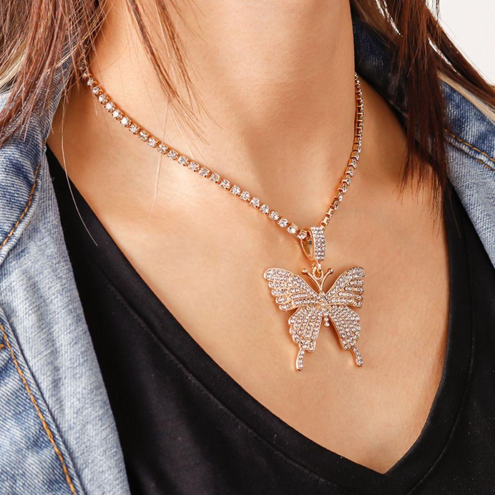 Lily Butterfly Pendant Necklace Elegant Diamond-Embedded Alloy Choker Necklaces