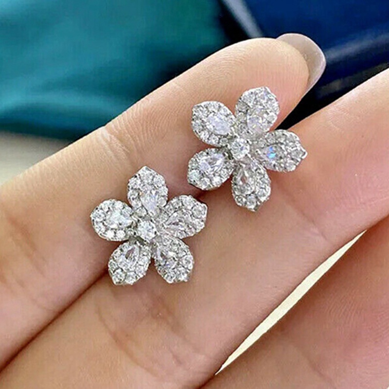 Anting Bunga Cubic Zirconia Kristal Warna Silver Untuk Wanita Fancy Aksesoris Telinga Hadiah Ulang Tahun Tindik Perhiasan Trendi