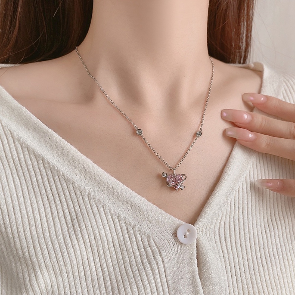 Pink Berlian Cinta Putih Tembaga Cinta Planet Kalung Untuk Perempuan Serbaguna Dan Canggih Indah Kerah Rantai Tren Perhiasan Gadis Seksi