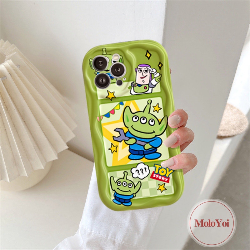 IPHONE  Kartun Toy Story Alien Cute Strawberry Bear Manyo Case Kompatibel Untuk Iphone11 12 13 14 Pro Max 7 6s 8 6 Plus XR X XS Max SE 2020 3D Wavy Curved Edge Couple Soft Cover