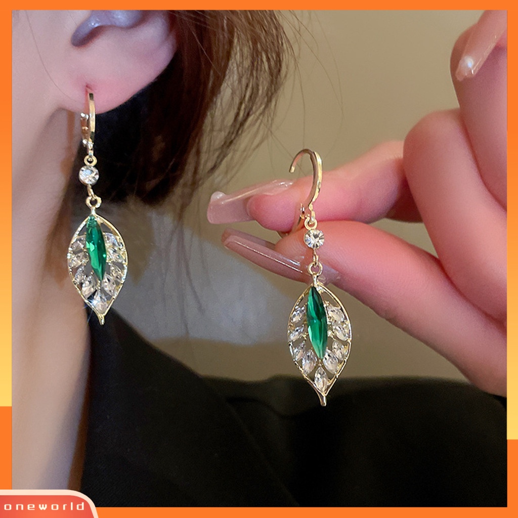 [ONE] 1pasang Anting Retro Berlian Imitasi Daun Anting Hoop Liontin Geometris Menakjubkan Pernyataan Perhiasan Untuk Wanita