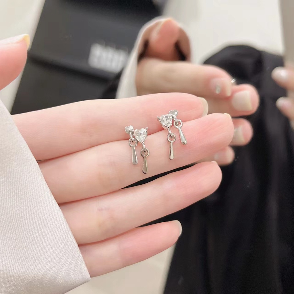 Anting Gantung sterling silver 925 Model Hati Kecil Lucu Untuk Wanita 2022