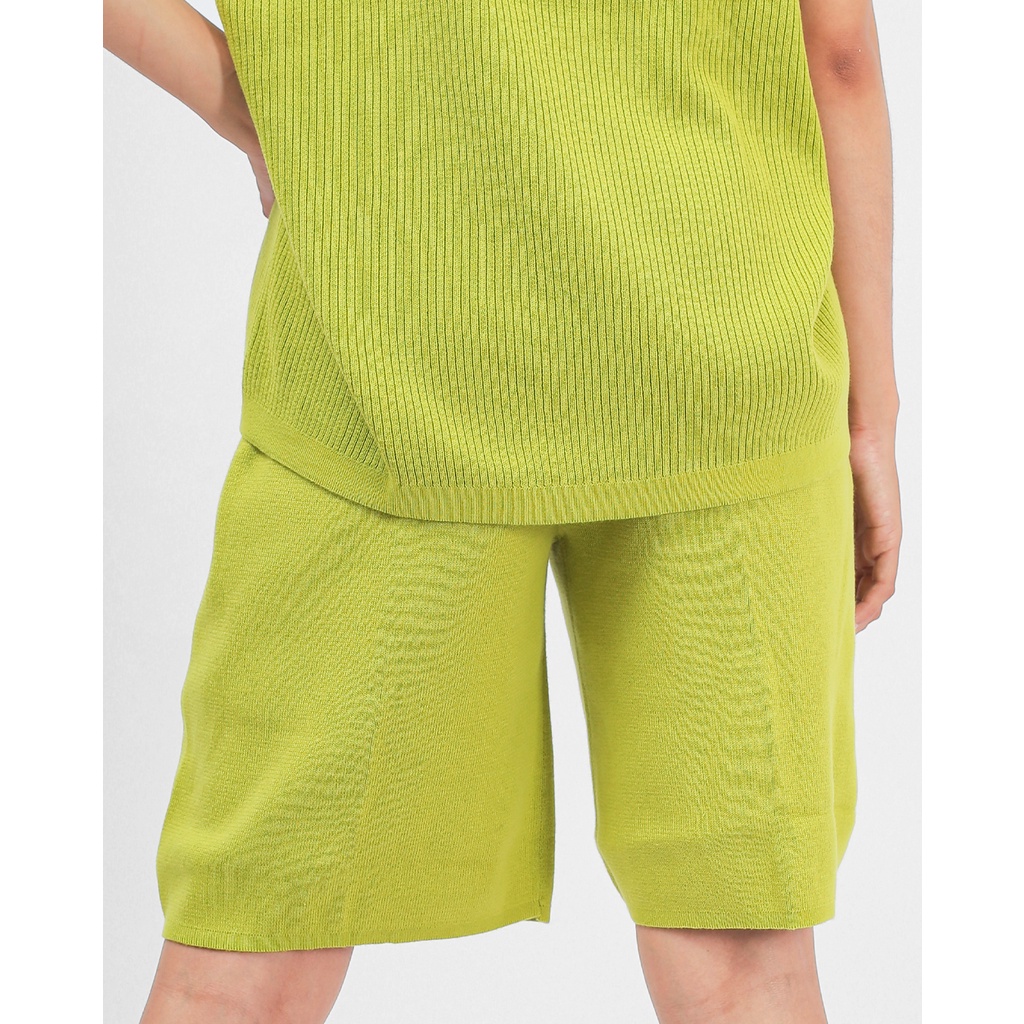 Ivy Short Neon