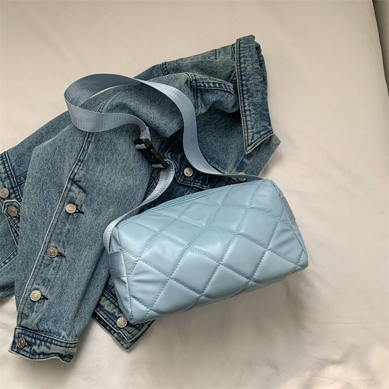 Tas wanita import berkualitas tekstur kasual belah ketupat tas bahu tunggal tren fashion gaya olahraga Tas selempang warna solid tas persegi kecil