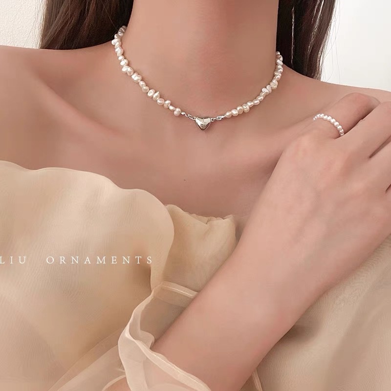 Baroque Irregular Pearl Necklace Magnetic Iron-Menyerap Batu Cinta Kalung Perempuan Rantai Klavikula Niche Desain Gaya