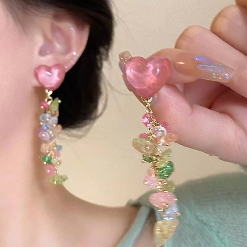 Merah Muda Kristal Rumbai Menjuntai Anting-Anting Gadis Warna-Warni Hancur Batu Drop Anting-Anting Manis Pengantin Cinta Berbentuk Hati Panjang Stud Anting-Anting Pesta Anting-Anting Perhiasan Hadiah