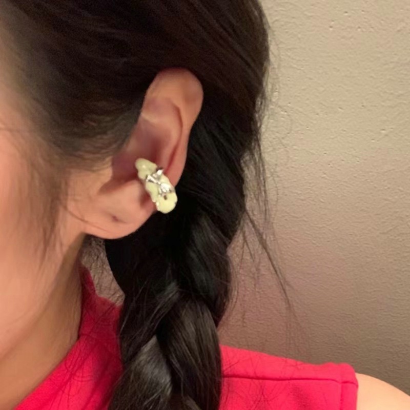 Ins Gaya Telinga Warna-Warni Klip Tulang Temperamen Niche Sederhana Tanpa Tindik Telinga Klip Sisi Lucu Modis Kepribadian Siswa Anting Angin Keren