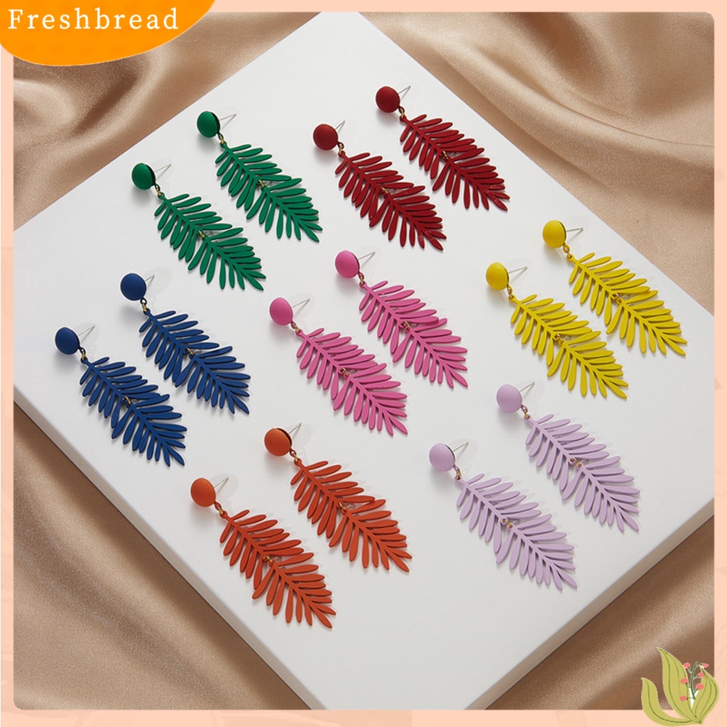 &lt; Freshbread &gt; 1pasang Anting Wanita Bentuk Daun Warna Solid Berlebihan Portable Friendly Untuk Kulit Hias Telinga Permen Warna Melubangi Hidup Perhiasan Anting Lady