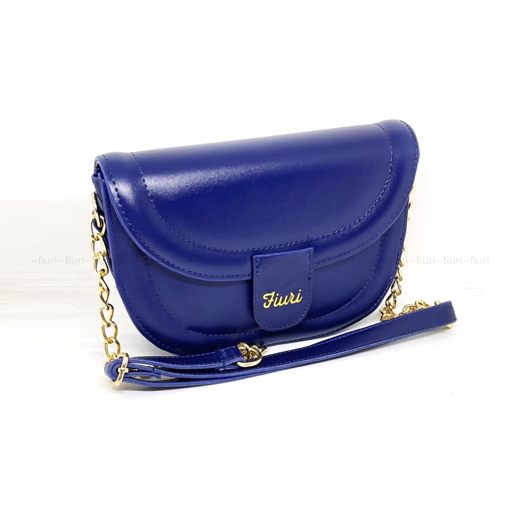 FIURI - UWI BAG NAVY - TAS SELEMPANG WANITA HITAM - TAS TREND IMPORT KOREA MURAH - SLINGBAG CEWEK - OUTFIT OOTD FASHION WANITA LEBARAN HARI RAYA RAMADHAN