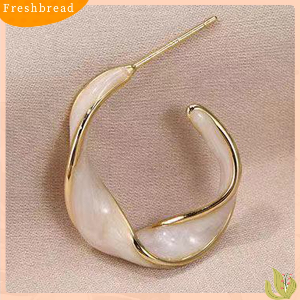 {In Stock} 1pasang Ladies Earrings Retro Stud Type Twisted Metal Ring Corrugated Indah Fashion Hoop Earrings Perhiasan Aksesoris