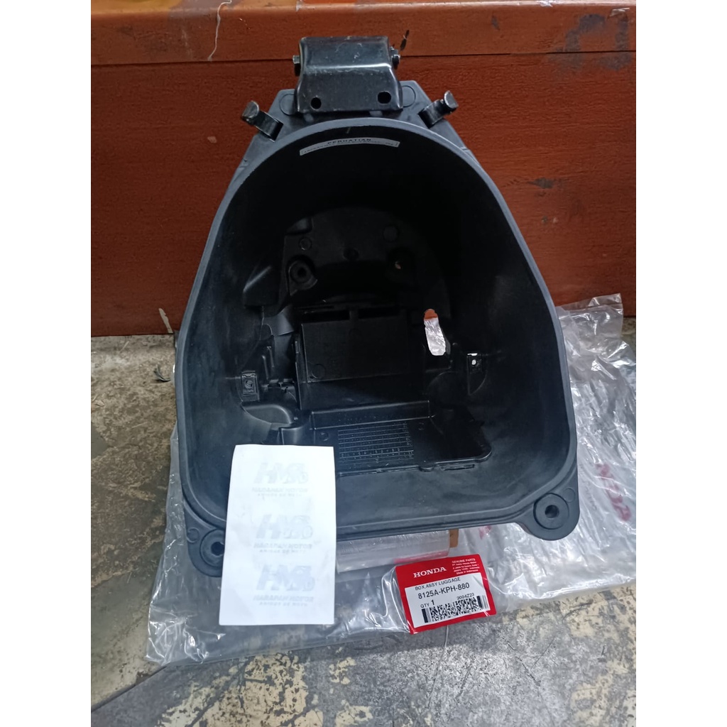 Box Bagasi/ Box Jok Karisma AHM 8125A-KPH-880