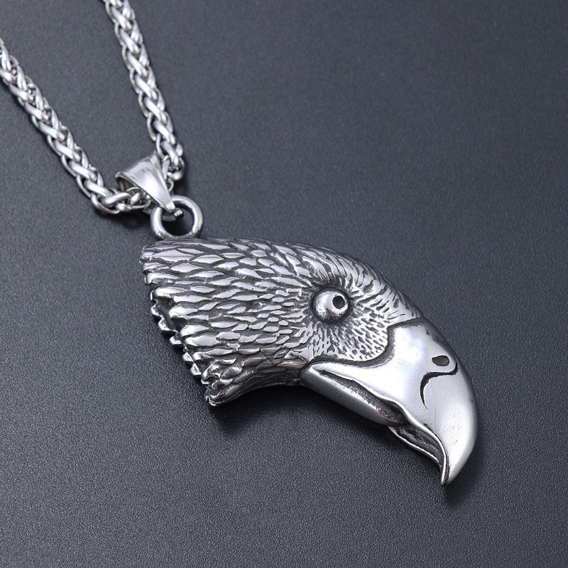 [X C Kalung] Perak Baru Vintage Eagle Bird Head Titanium Steel Liontin Punk Hip Hop Stainless Steel Kalung Hadiah Pesta Ulang Tahun Untuk Pria Dan Wanita