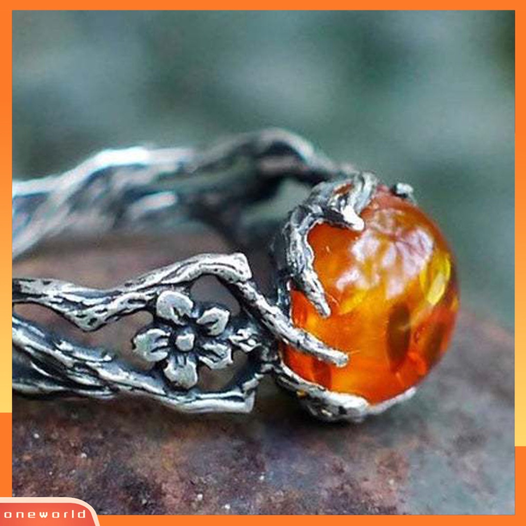 [EONE] Wanita Cincin Berongga Pola Bunga Warna Perak Tertekan Hadiah Mewah Kepribadian Retro Faux Amber Lilin Lebah Jari Cincin Perhiasan Fashion
