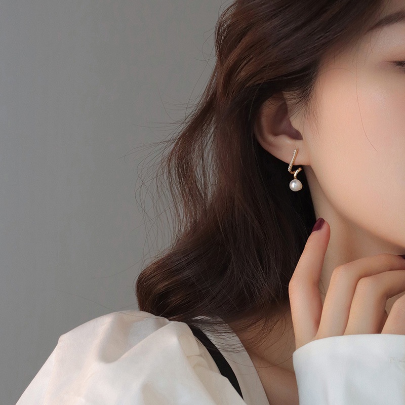 Yeezii Mutiara Emas Anting Tusuk Untuk Wanita Vintage Kristal Spiral Earring Aksesoris Perhiasan