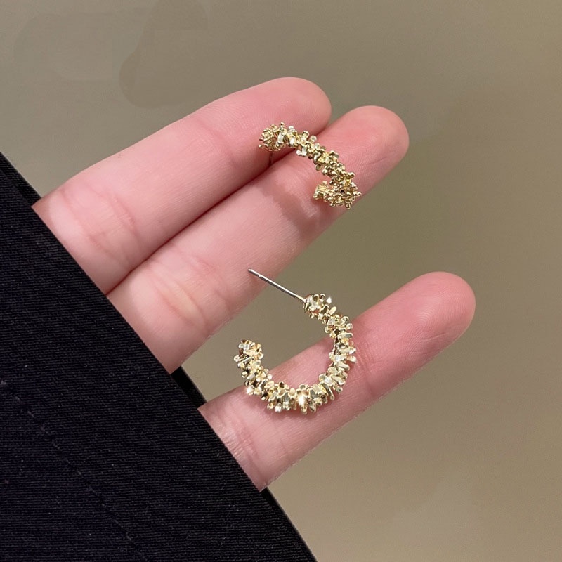 Anting Tusuk Geometri Simple Alloy Irregular Untuk Wanita