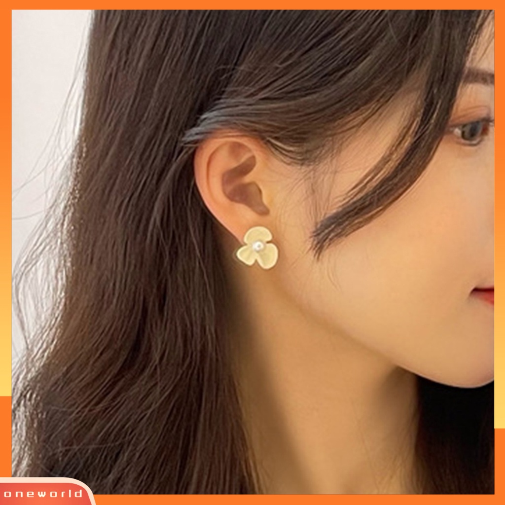 [WOD] 1pasang Klip Telinga Pengerjaan Halus Semua Pertandingan Menarik Eye-catching Shiny Dress Up Sederhana Indah Anting-Anting Aksesoris Untuk Kehidupan Sehari-Hari