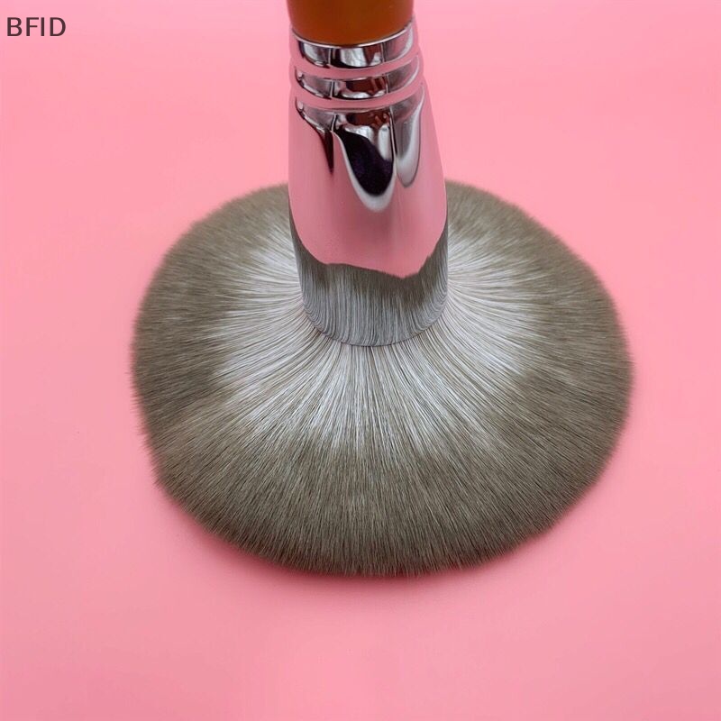 [BFID] Retro Makeup Brushes Cream Untuk foundation Set Kuas Bedak Kuas Blush Wajah Lembut [ID]