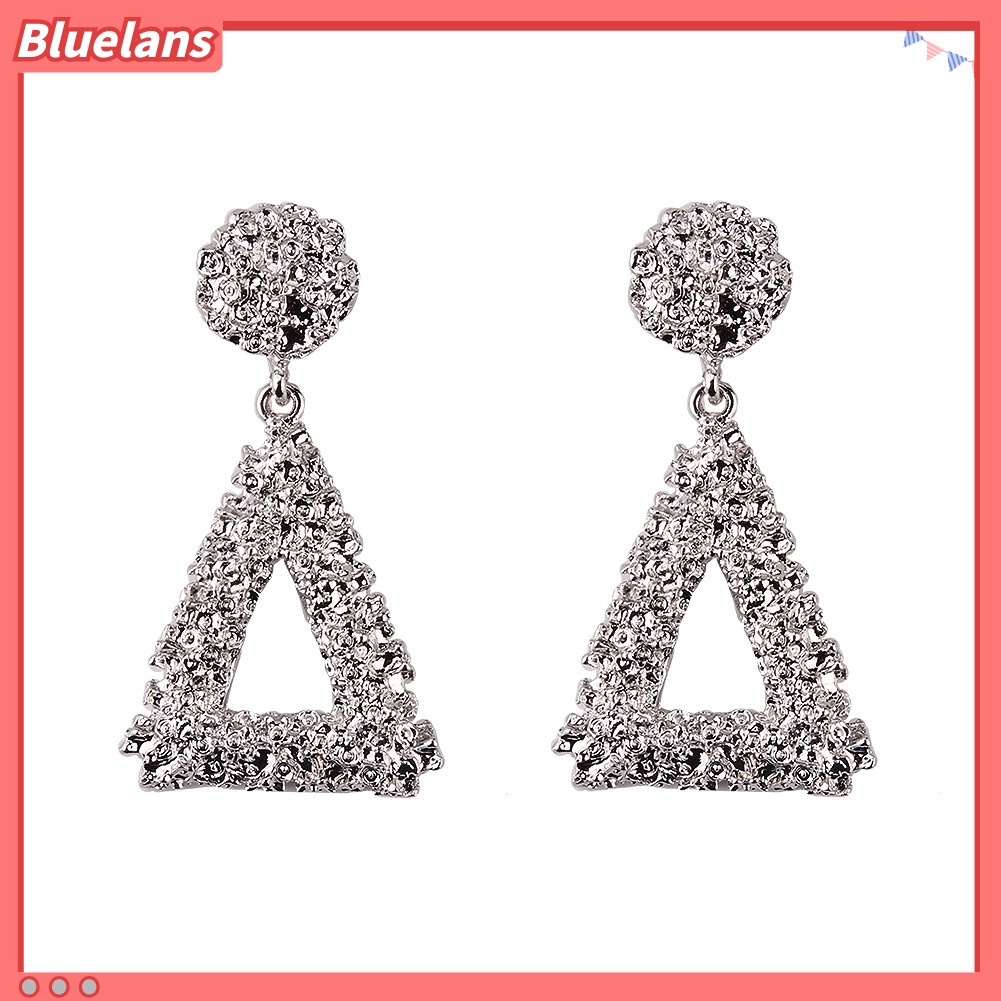 [BLS] Eropa Dan Amerika Angin Dingin Anting Logam Pribadi Tren fashion Berongga Segitiga Geometris Anting-Anting Berlebihan
