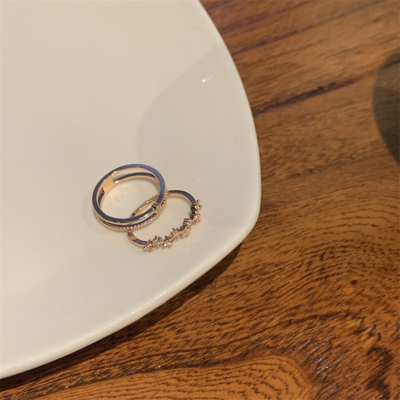 Rose Gold Cincin Perempuan Ins Bermutu Tinggi Indah Bertatahkan Zirkon Sederhana Cincin Hadiah