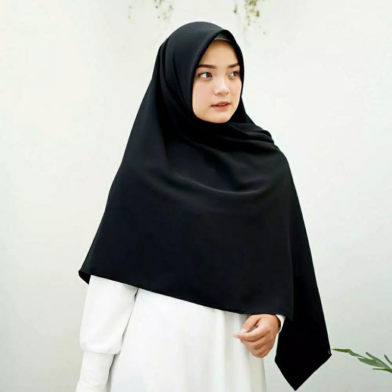 jilbab wolfis 130x130/wolfis 130x130/segi empat wolfis jumbo warna hitam/kerudung wolfis130x130 warn