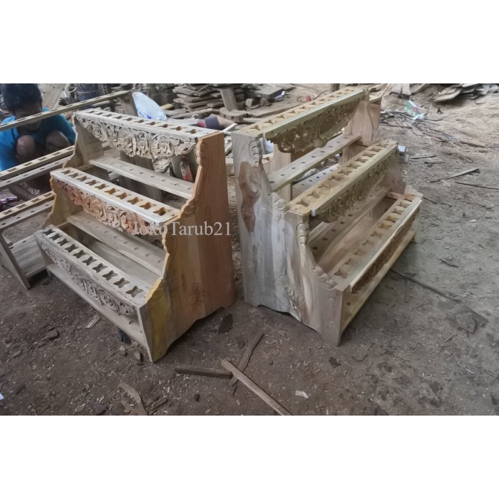 jagrak keris ukir isi 30 bkn keris megantara sengkelat sabuk intan antik