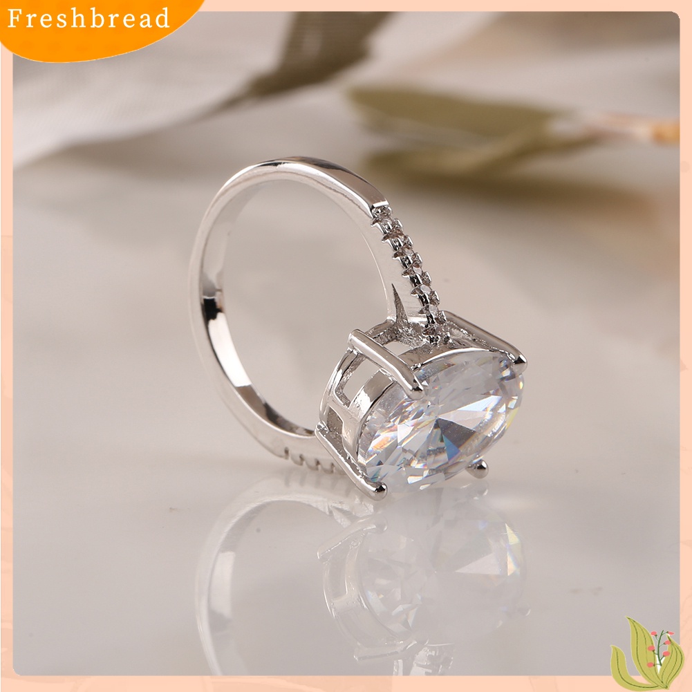 &lt; Freshbread &gt; Fashion Wanita Oval Besar Cubic Zirconia Disepuh Engagement Lamaran Jari Cincin