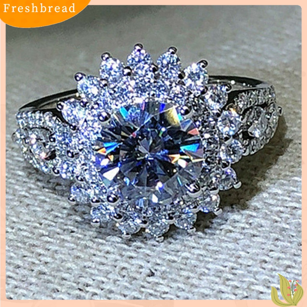 &lt; Freshbread &gt; Cincin Wanita Bentuk Bunga Berlian Imitasi Perhiasan Ringan Fashion Penampilan Cincin Jari Untuk Pernikahan