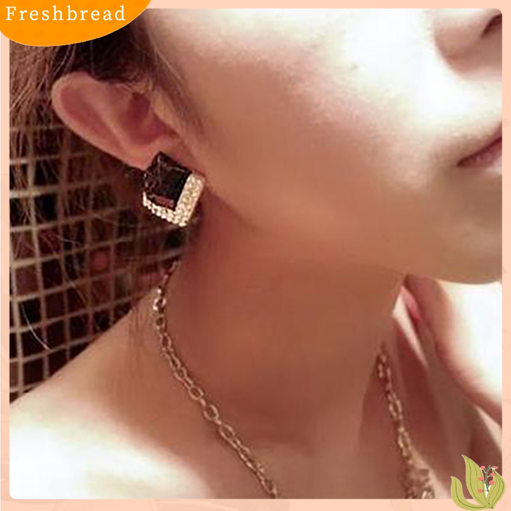 &lt; Freshbread &gt; 1pasang Anting Giwang Telinga Wanita Pria Persegi Menawan Berkilau Untuk Anniversary