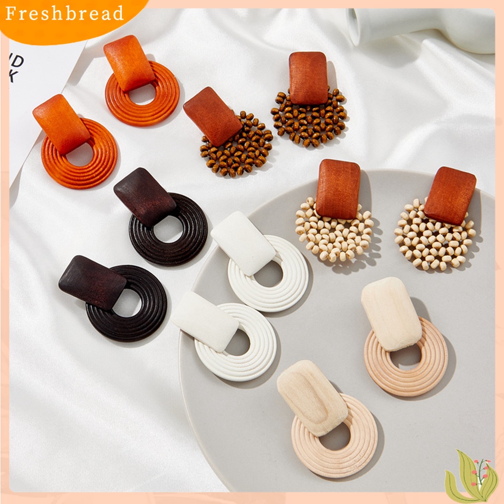 &lt; Freshbread &gt; 1pasang Anting Wanita Berongga Keluar Bulat Perhiasan Manik-Manik Berlebihan Earrings Untuk Liburan