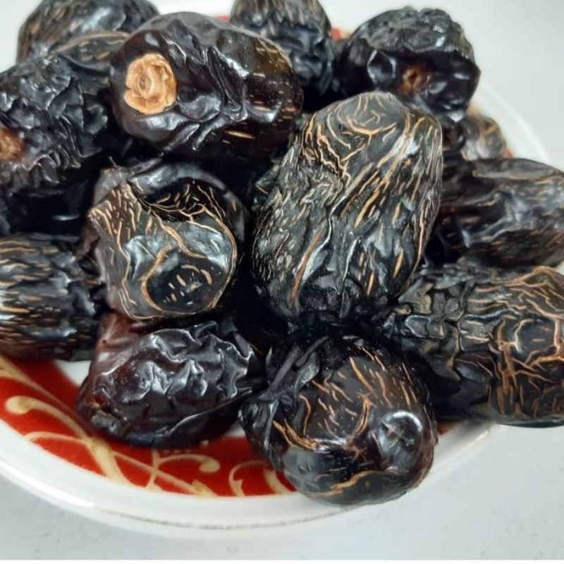 

kurma ajwah organik , kurang gula ajwa almadinah baru datang fresh harga murah dan High quality