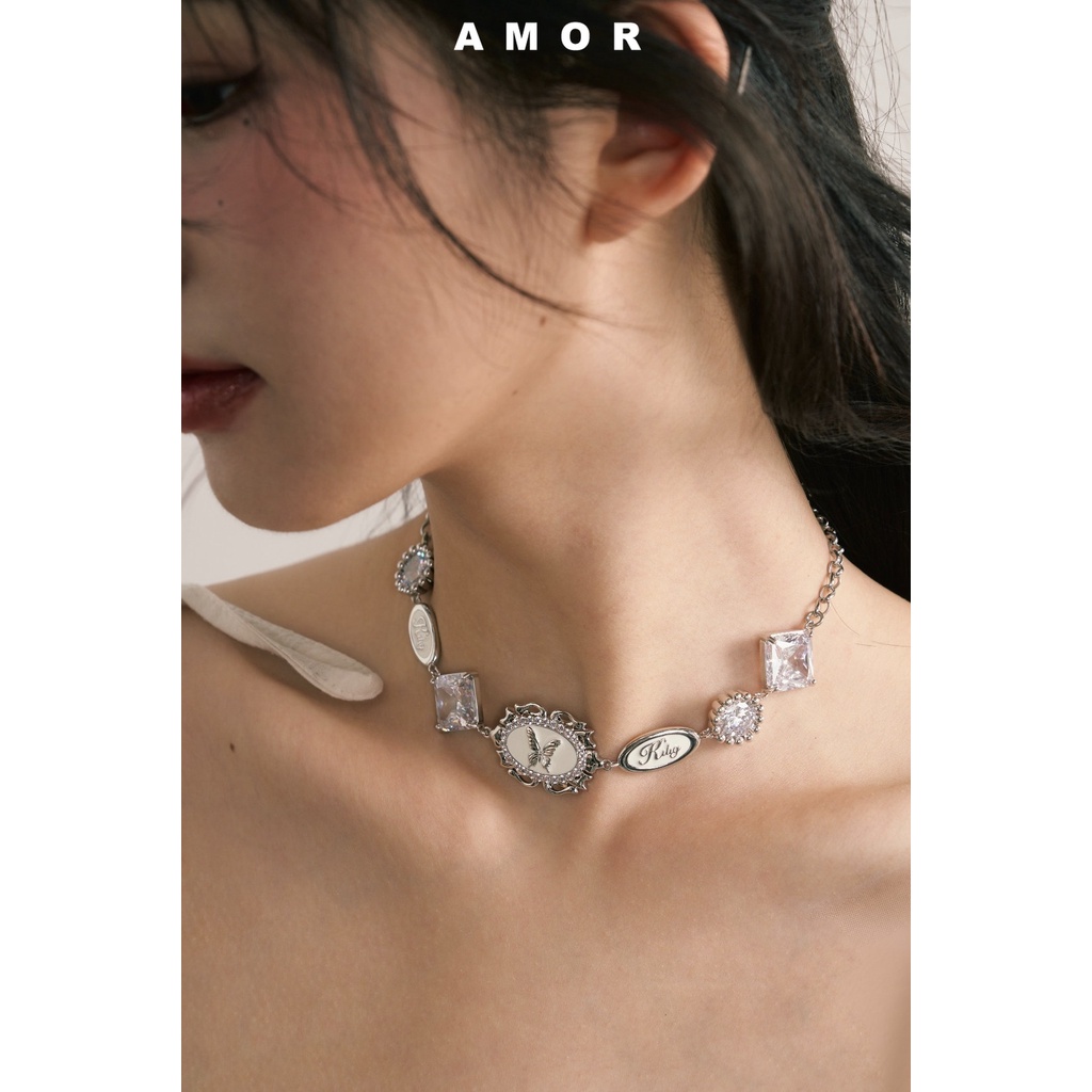 Kalung choker Permata Putih Kupu-Kupu