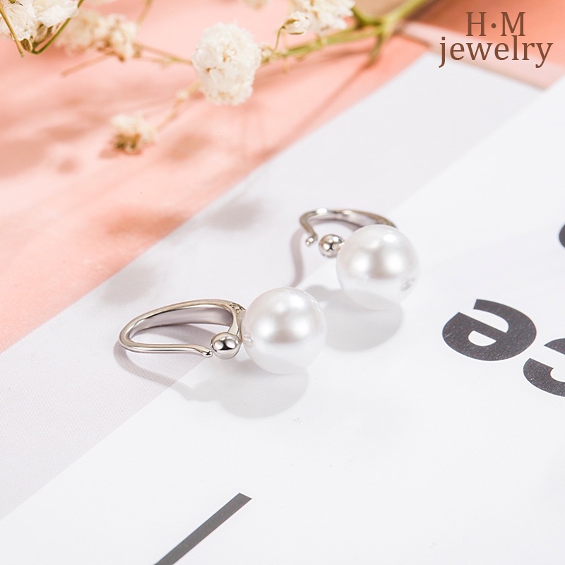S925 Perak Cahaya Mewah Sederhana C-Shaped Pearl Earrings Perhiasan Telinga Temperamen Harian