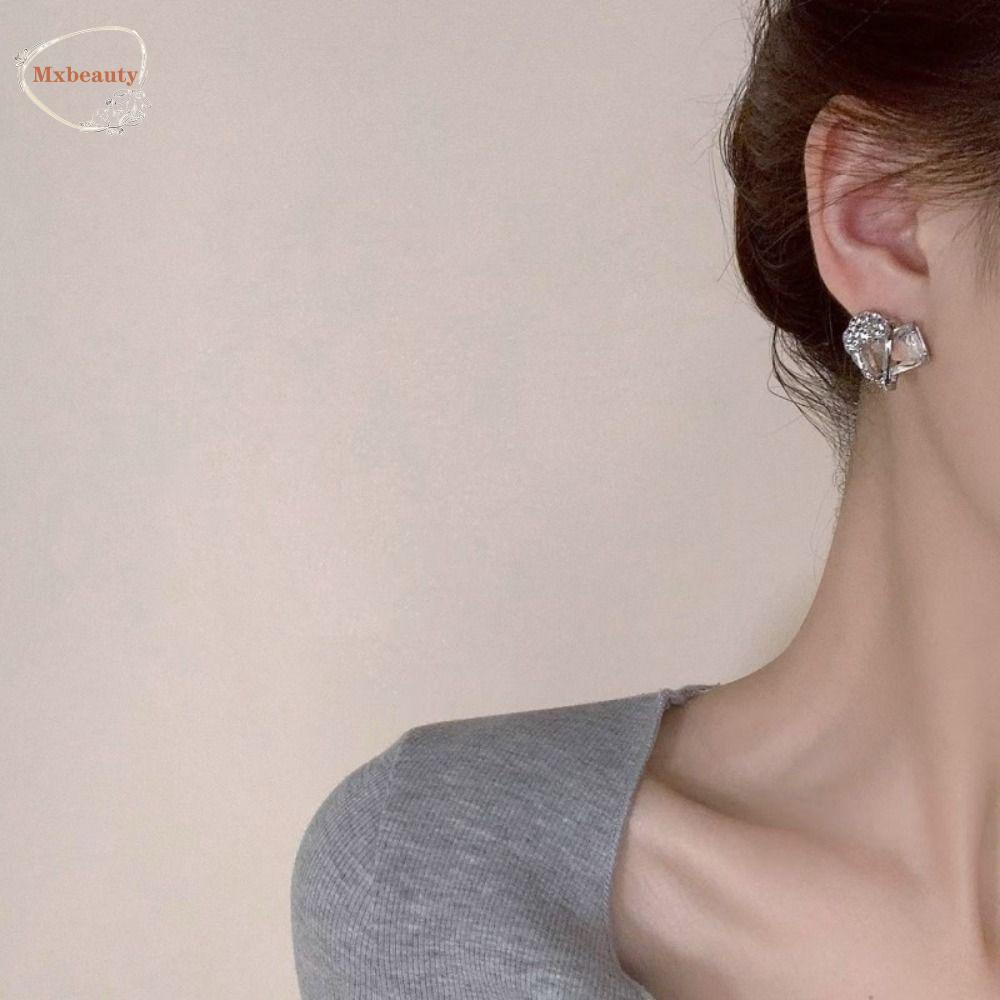 Mxbeauty Anting Korea Hadiah Liontin Elegan Manis Paduan Unik Hati Zirkon Stud Earrings