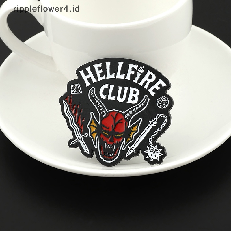 {rippleflower4.id} Hellfire Club Stranger Things Pin Lencana Bros Acara Kerah Pin Kostum Aksesoris Hadiah~