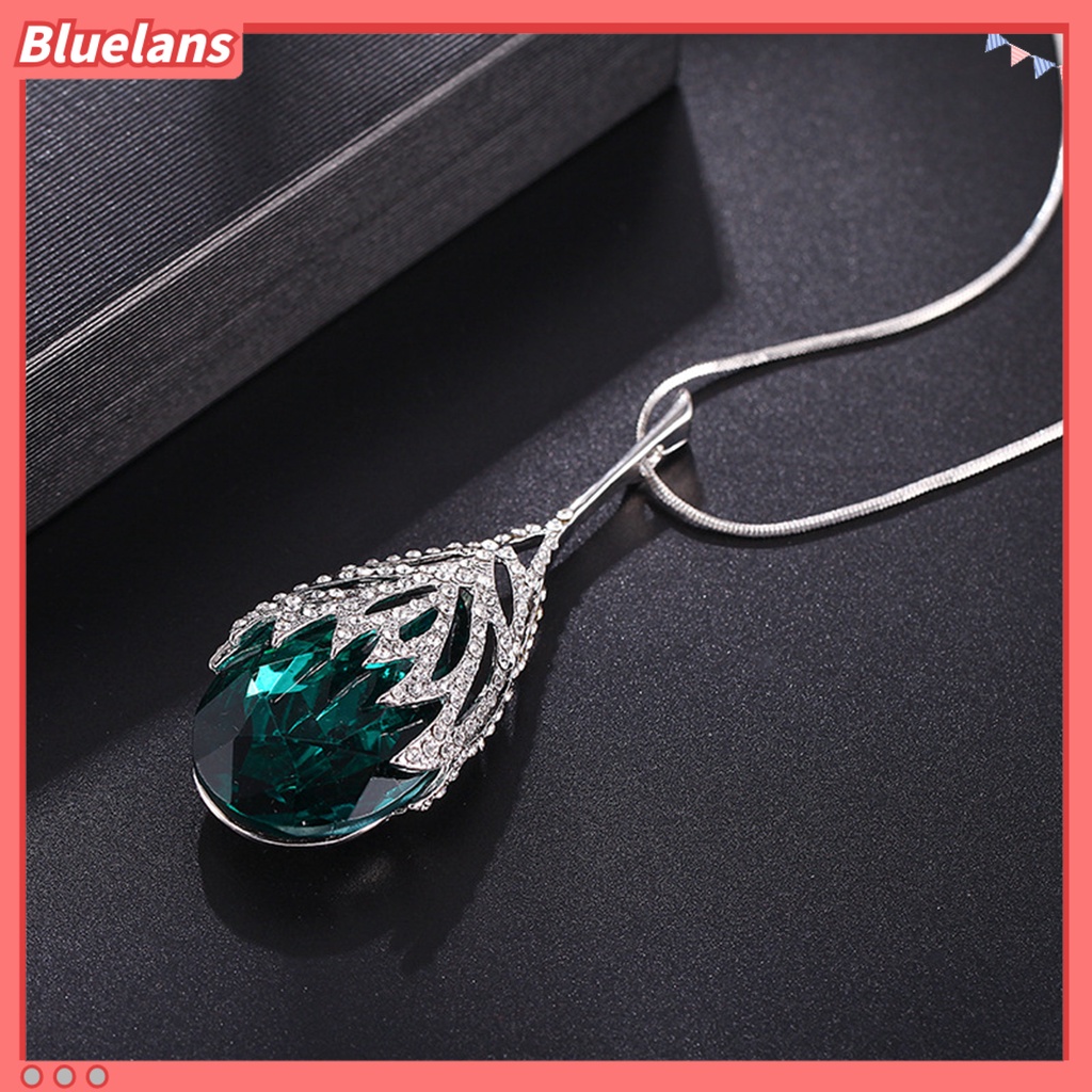 [BLS] Wanita Sweater Rantai Oval-Berbentuk Berlian Imitasi Elegan Gaya Korea Tahan Aus Liontin Sweater Kalung Perhiasan Hadiah