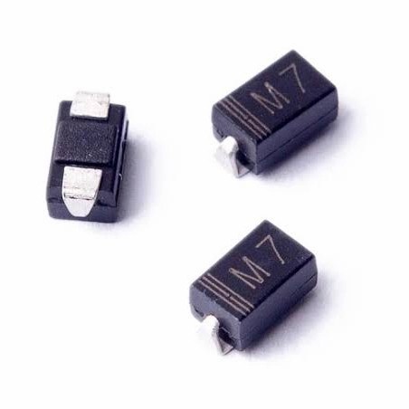 30 Buah 30Pcs M7 1N4007 IN4007 SMD Dioda Rectifier 1A 1000V Do-214AC Diode Penyearah