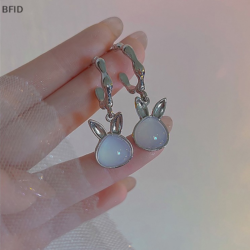 [BFID] Fashion INS Rabbit Stud Earrings Untuk Wanita Gadis Anting Fashion Baru Untuk Wanita [ID]