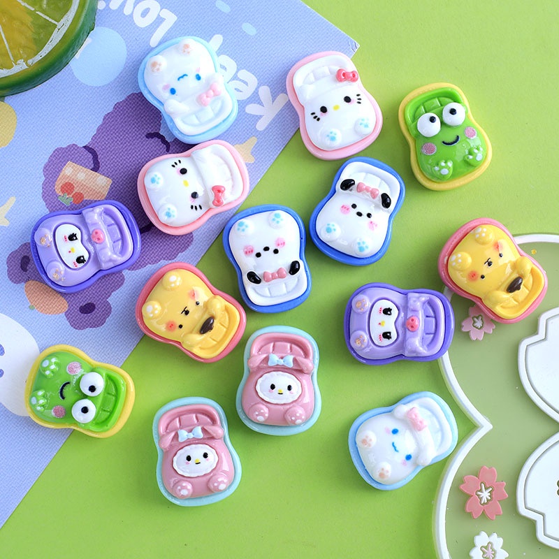 ღ Sepasang Sanrio Sandal Kecil Resin Aksesoris Diy Krim Lem Sarung Ponsel Aksesoris Rambut Gelas Air Stiker Dekorasi Aksesoris