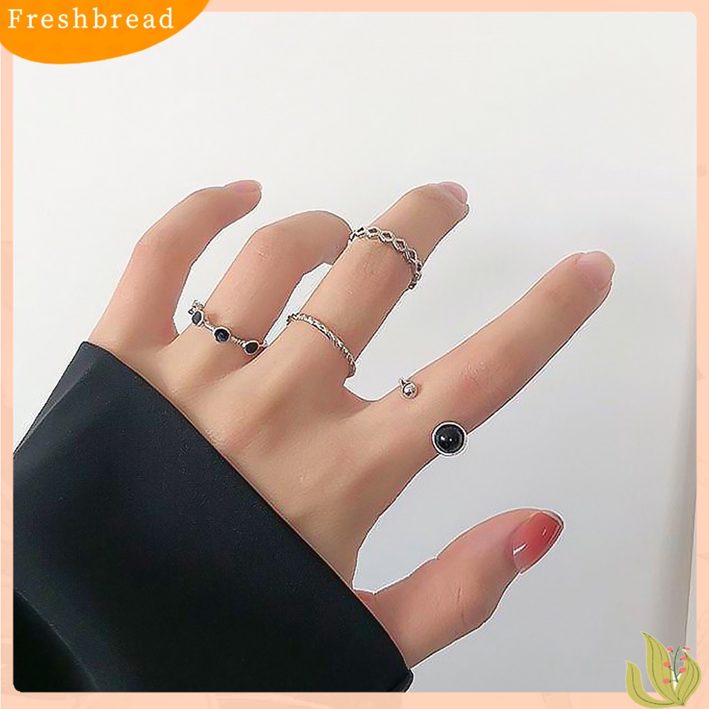 &lt; Freshbread &gt; 4pcs/Set Lady Finger Ring Set Hollow Out Opening Adjustable Warna Silver Halus Jari Dekorasi Vintage Geometris Bland Style Knuckle Ring Set Perhiasan Wanita