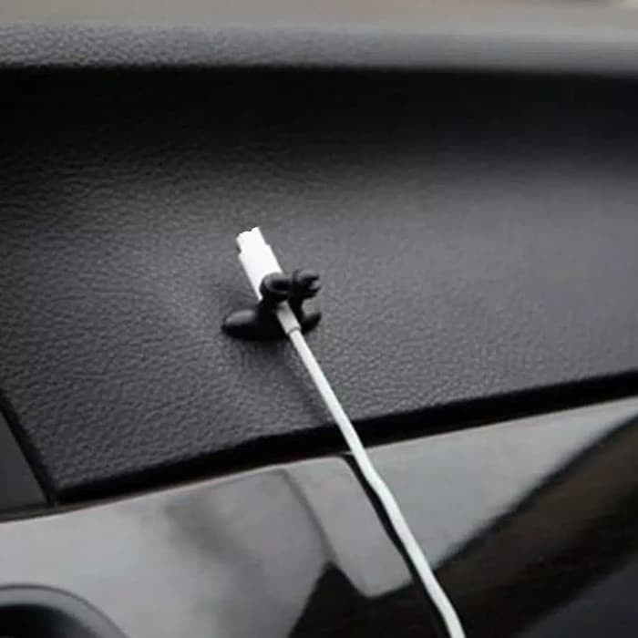 Indoholic Klip Gantungan Kabel Charge HP Aksesoris Interior Mobil Meja Kantor J2