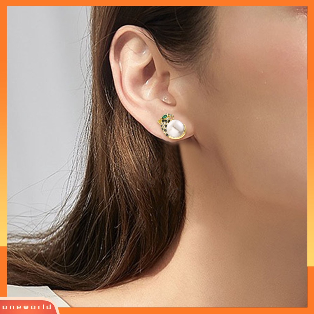 [OWR] 2pcs Ear Studs Sparkling Anti-Oksidasi Tahan Luntur Mengkilap Mengkilap Berkilau Gaya Euro-Amerika Golden Zircon Leopard Stud Earrings Lady Supply