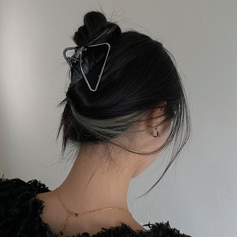 Papaozhu Trendi Perak Logam Segitiga Rambut Cakar Klip Untuk Wanita Perempuan Sederhana Berongga Geometris Rambut Bun Maker Temperamen Ponytail Holder