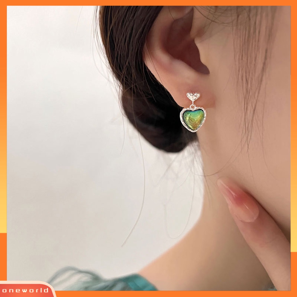 [EONE] 1pasang Anting Wanita Shiny Eye-catching Geometris Pengerjaan Halus Menawan Dekorasi Hypoallergenic Bentuk Hati Liontin Anting Perhiasan Aksesori