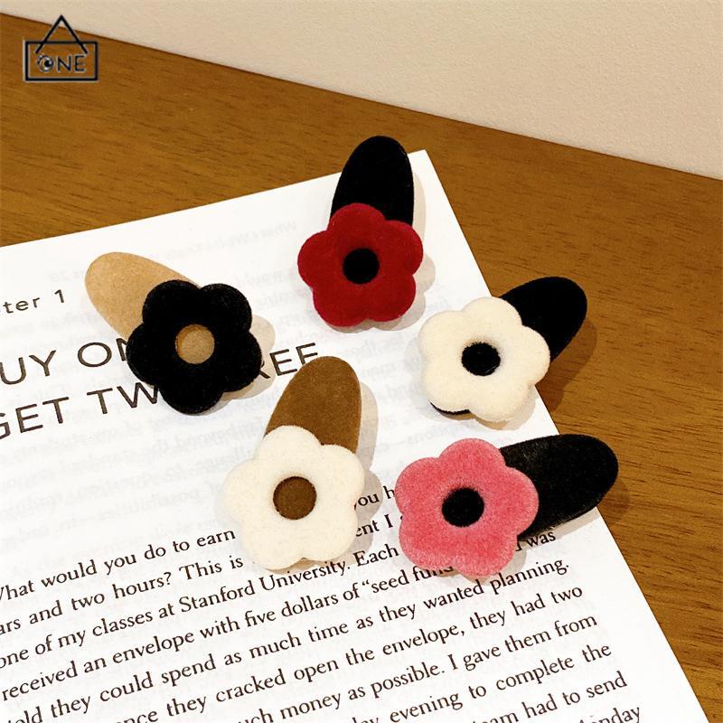 COD❤️Jepit Rambut Wanita Korea Retro Velvet Flower Hair Clip Women High-end Bangs Side Clip Head Ornament-A.one