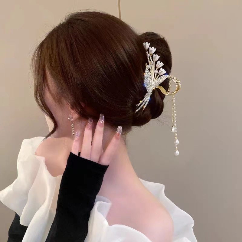 Fashion Bunga Mutiara Rumbai Jepit Rambut Paduan Klip Rambut Berlian Imitasi Rambut Cakar Wanita Aksesoris Rambut