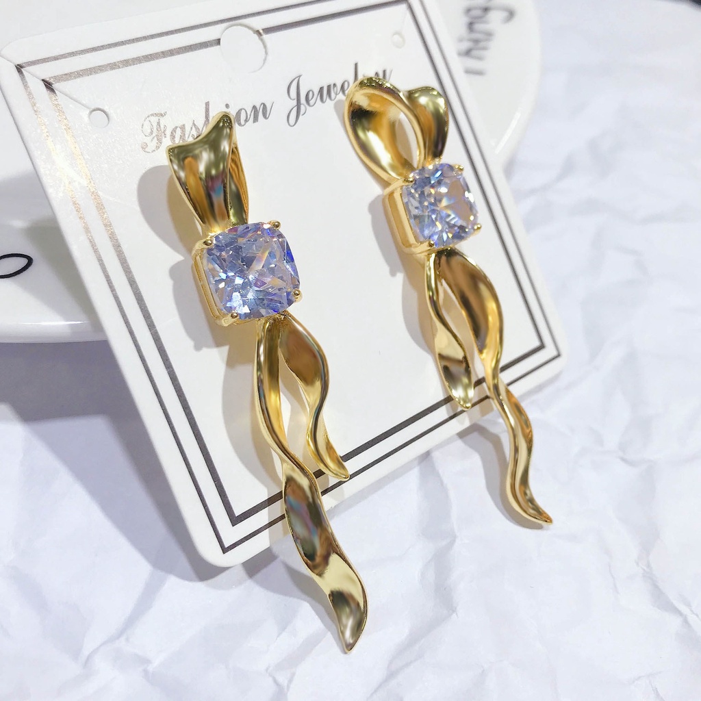 Goldkingdom Aksesoris Perhiasan Fashion Ready Stock Tali Logam Anting Persegi Fashion Jarum Perak Anting Panjang Perempuan