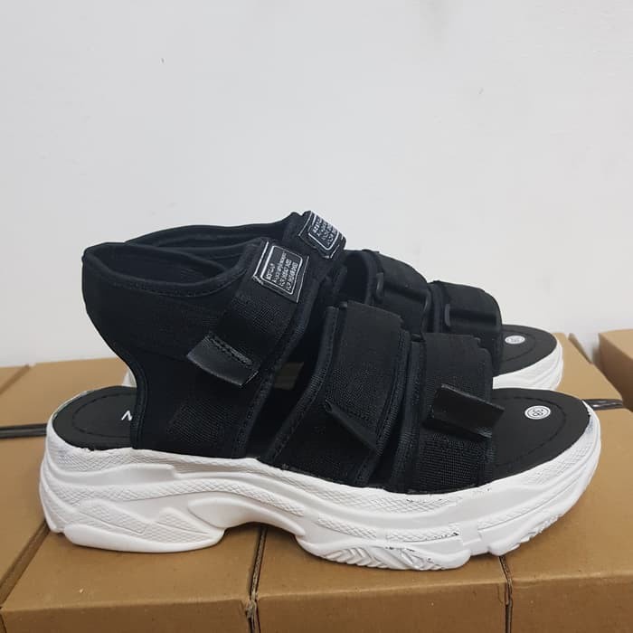 Sandal Wanita Slop Tali Gunung Korean Style Selop Tinggi Hitam Putih Polos Gaya Korea Sol Tebal - Cladiva FSH148